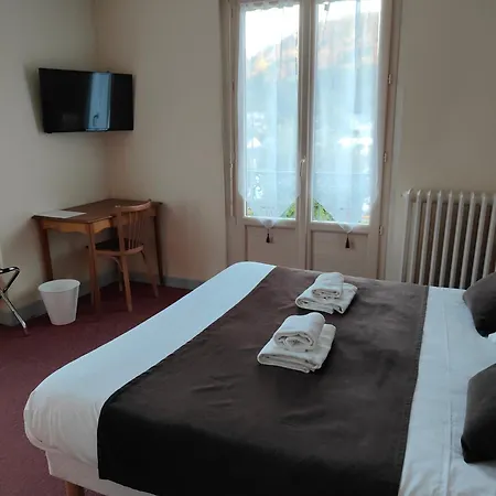 Au Val Doré Hotel 2*