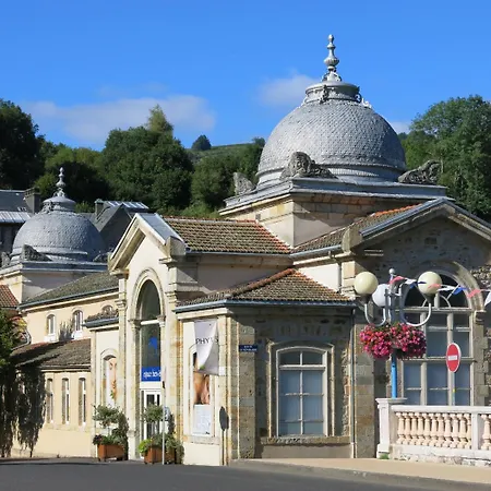 Otel Au Val Dore La Bourboule