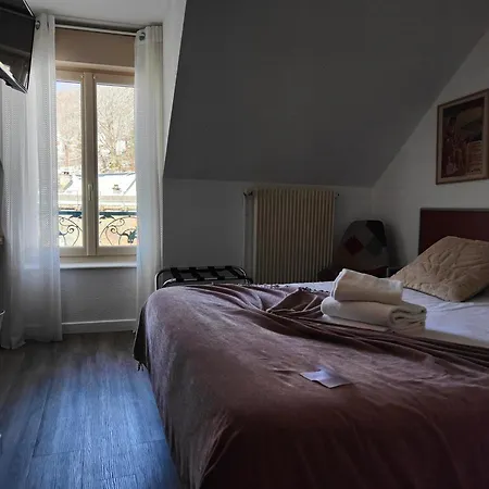 Отель Au Val Dore 2*