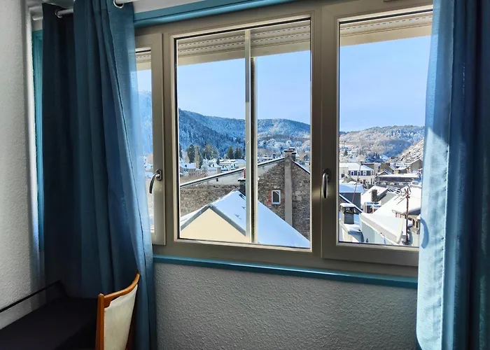 Отель Au Val Dore 2*