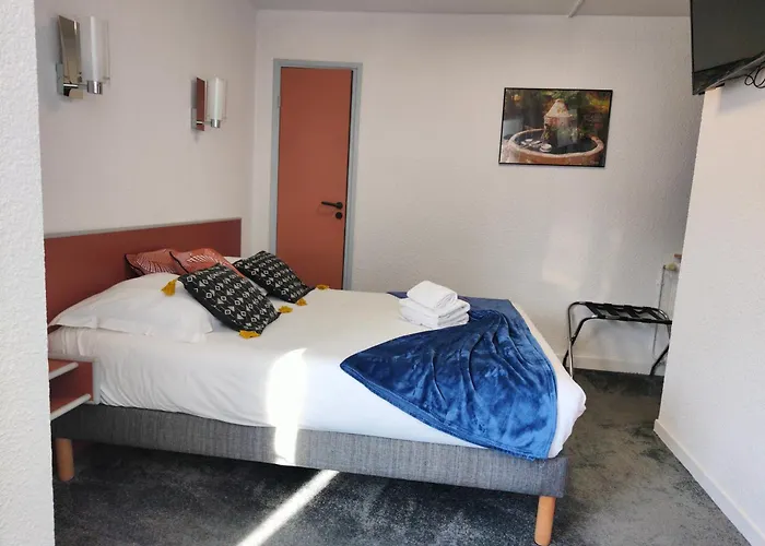 Отель Au Val Dore