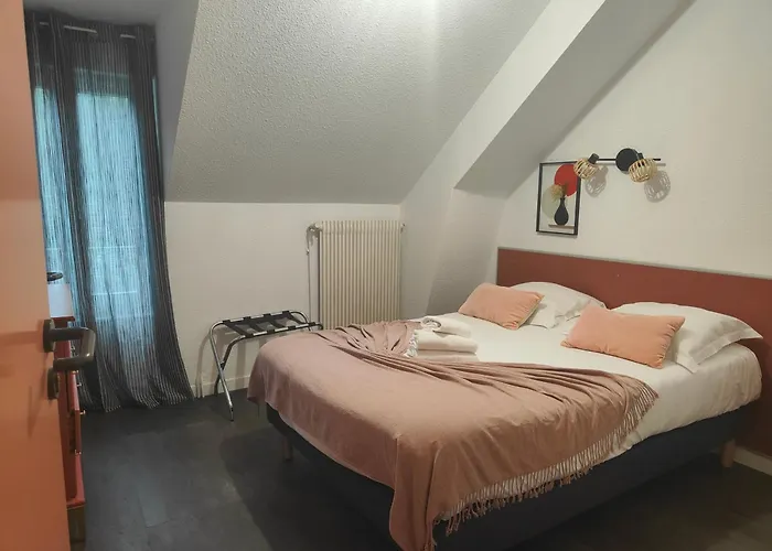 Au Val Dore Ла-Бурбуль